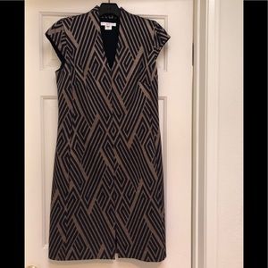 Leggiadro lined sheath dress